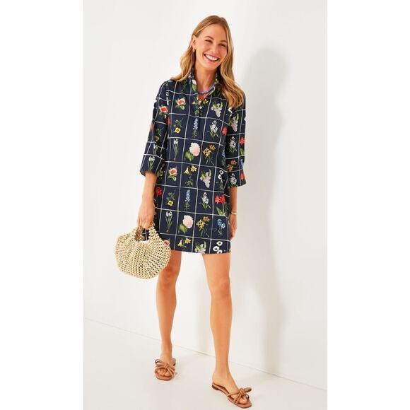 Tuckernuck Dresses & Skirts - Tuckernuck Navy Fresh Buds 3/4 Sleeve V Neck Mini Shift Dress Womens XX-Small